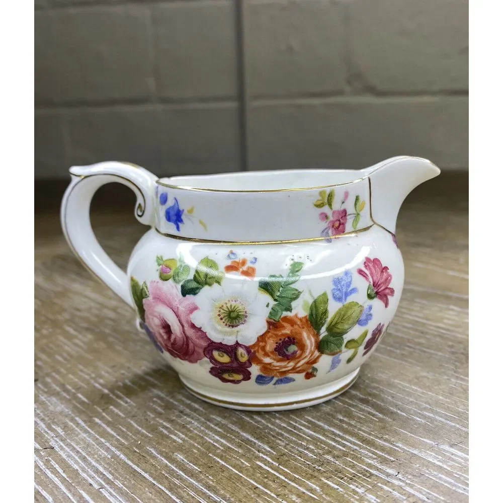 Vintage Grosvenor Ye Old English Creamer Floral Jackson Gosling‎ England Gold